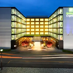 Holiday Express Zuerich Airport, An Ihg 3*, רומלאנג שוויץ