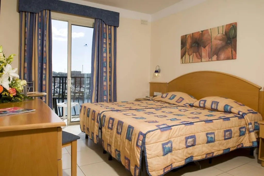 Gzira Bayview Hotel By St Hotels 3*,  מלטה